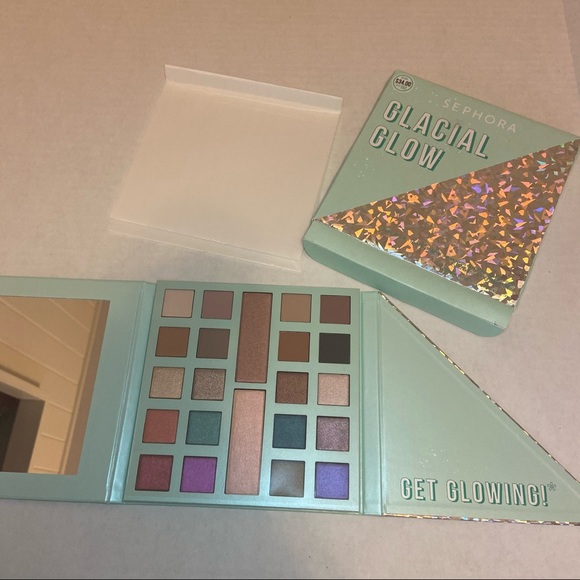 sephora glacial glow pallete - Picture 2 of 8